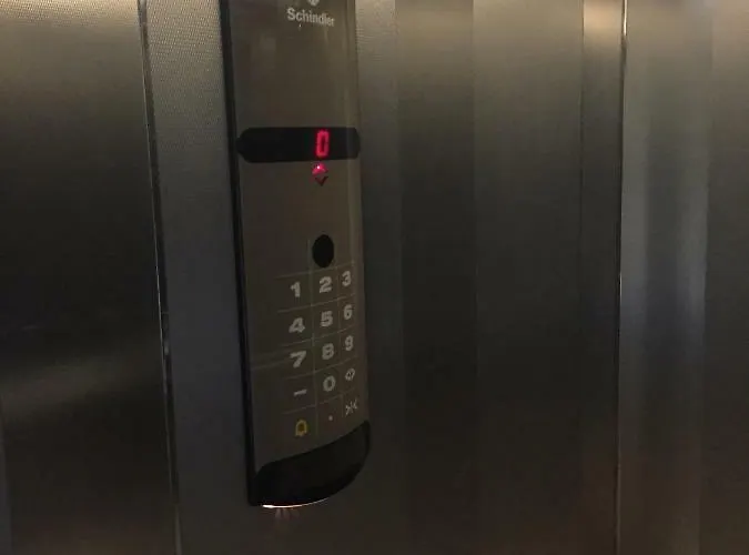 Lux Poznań, Ul. Mostowa 19 D/5